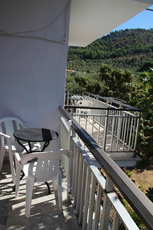 Doukas Hotell Skala Rachoni  Exteriör bild