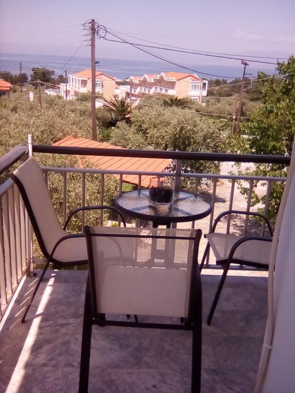 Doukas Hotell Skala Rachoni  Exteriör bild