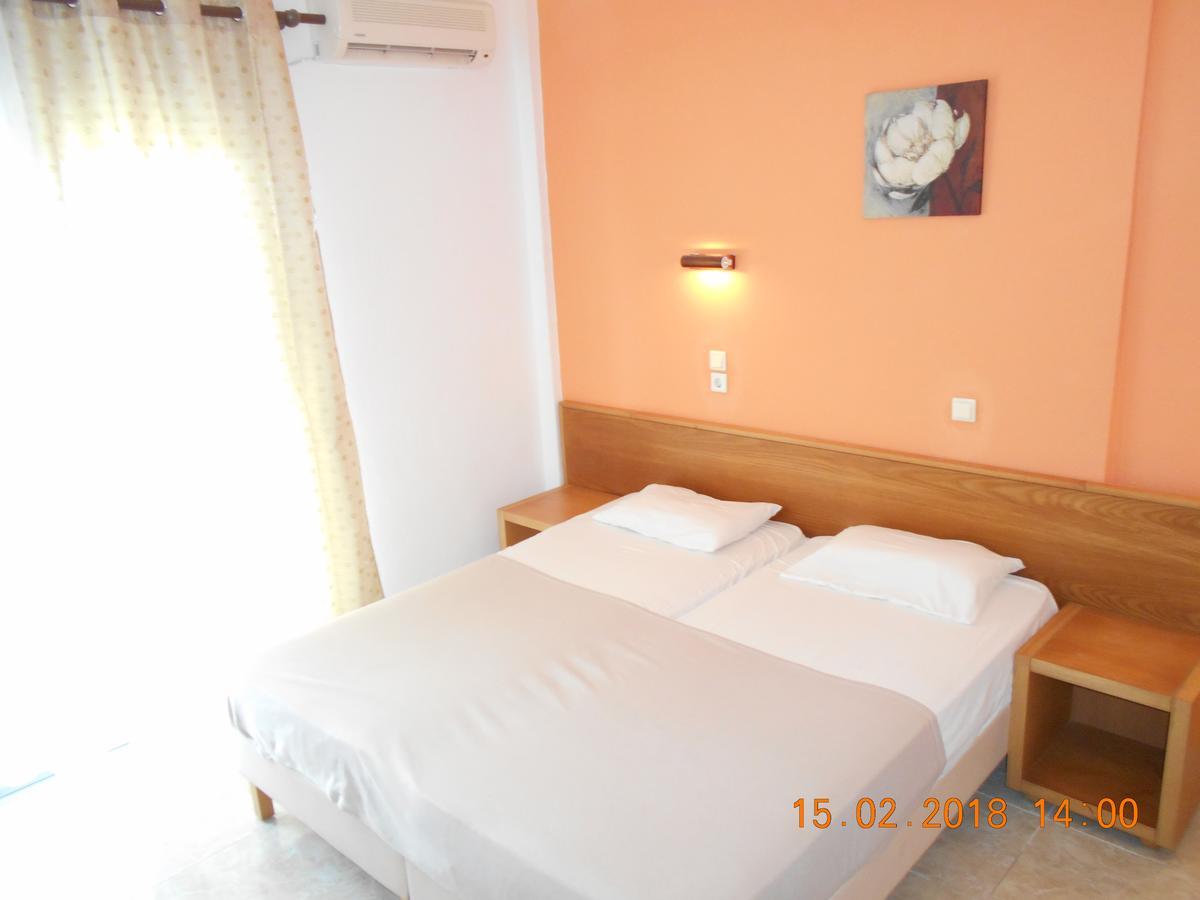 Doukas Hotell Skala Rachoni  Exteriör bild