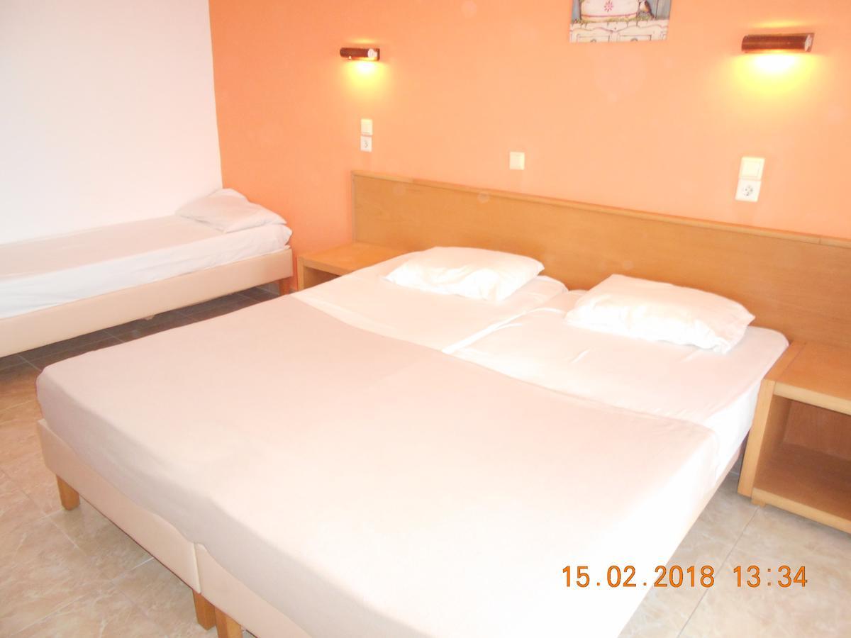Doukas Hotell Skala Rachoni  Exteriör bild