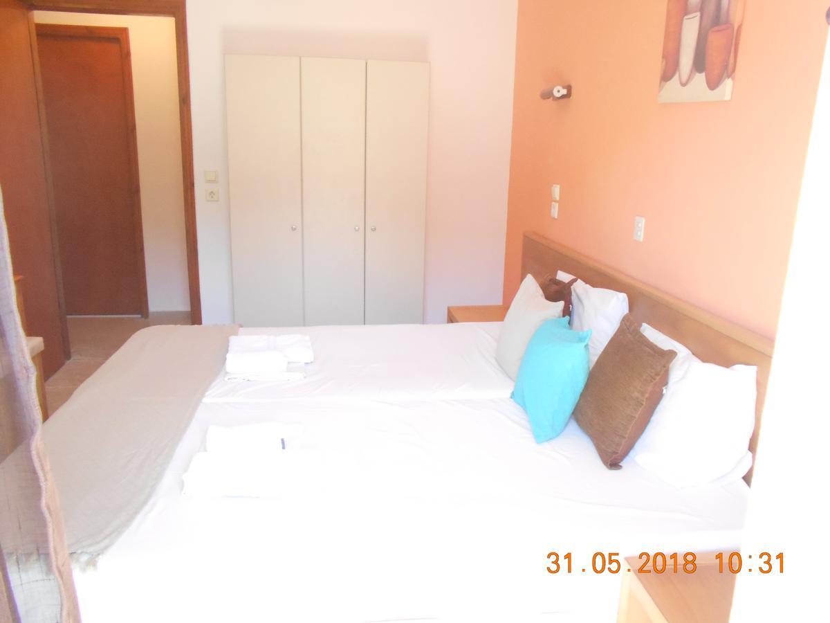 Doukas Hotell Skala Rachoni  Exteriör bild